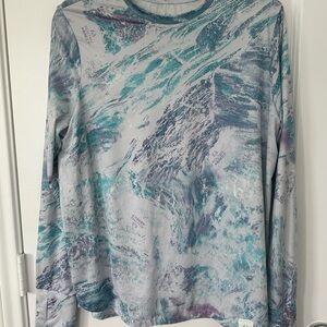 Real Tree Women’s Abstract Pattern Long Sleeve Shirt